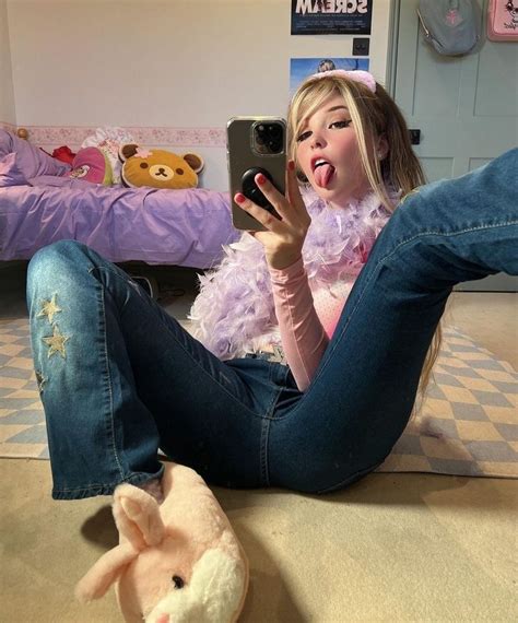 belle delphine feet onlyfans|Belle Delphine has revealed her earnings from selling。